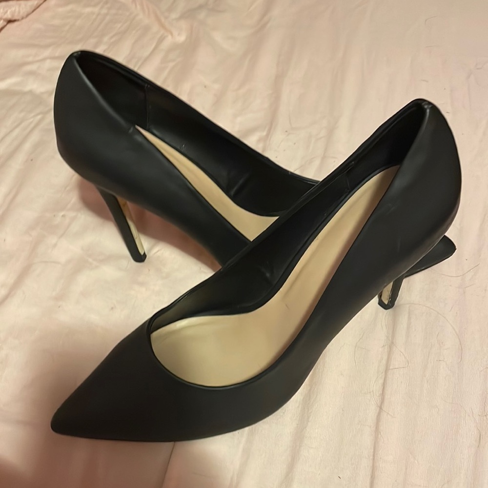Black heels NO.6 size 8